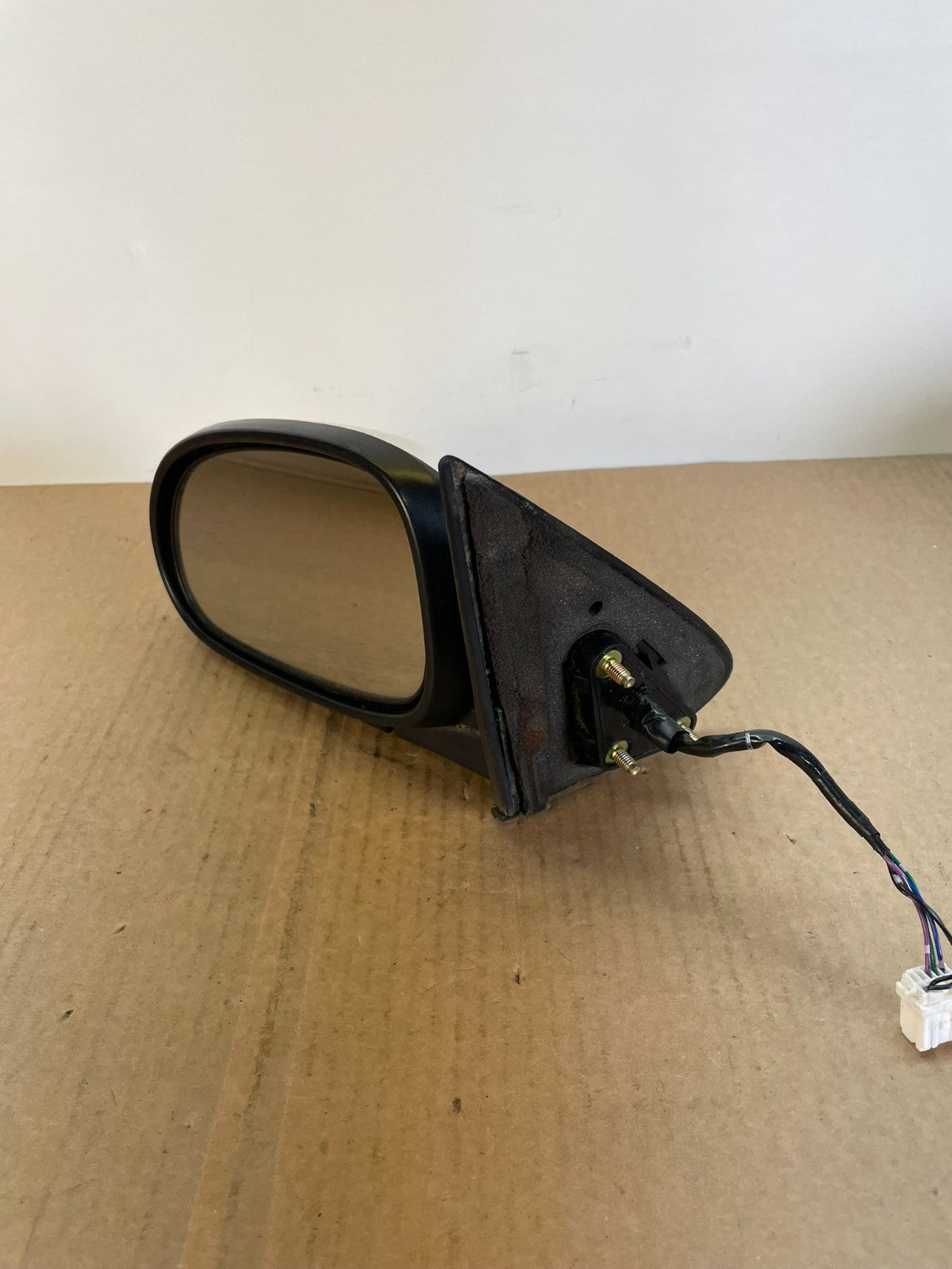 2000 - 2004 Infiniti i30 i35 Front Left Driver LH View Door Mirror AF5492 DW2