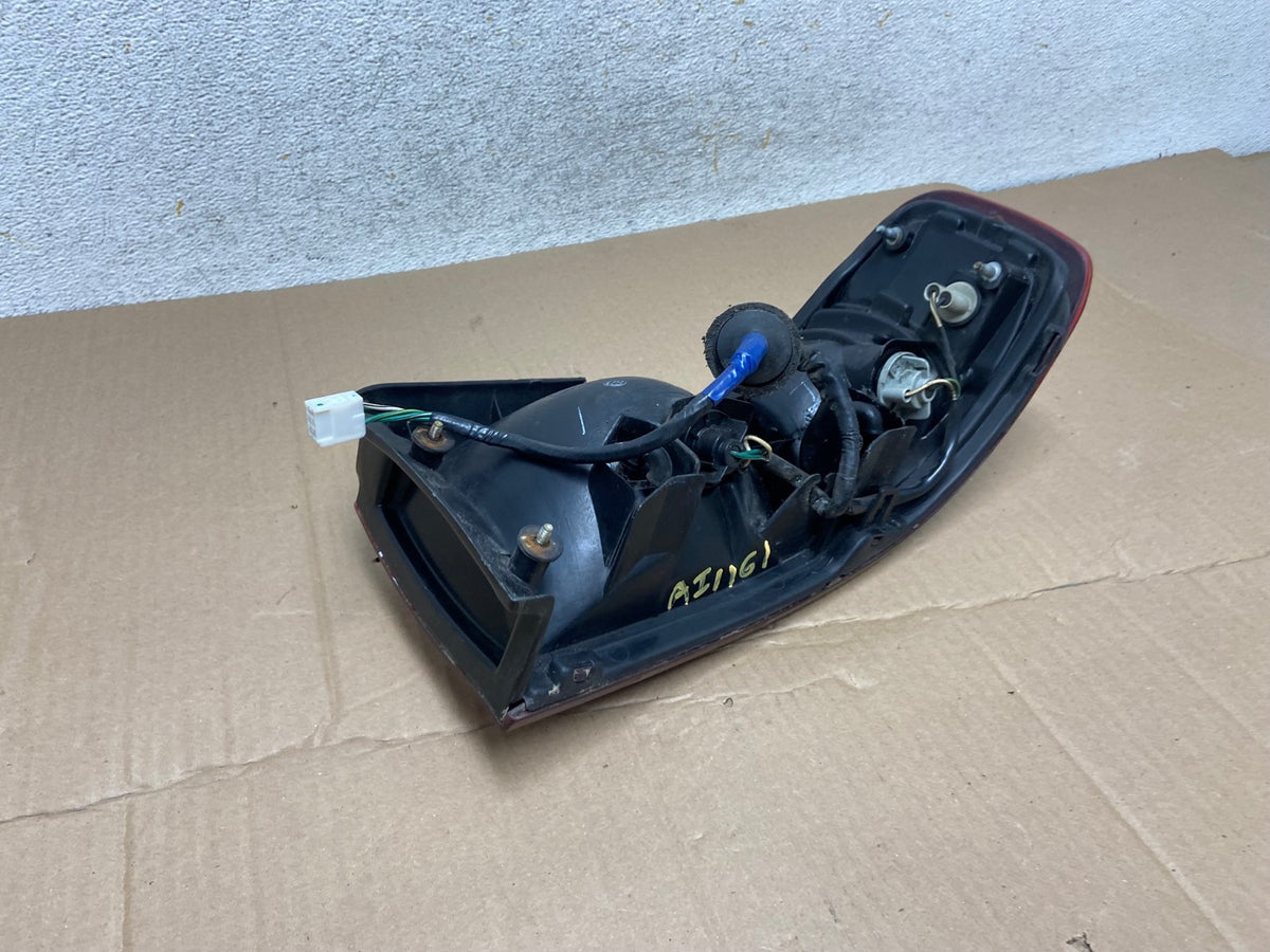 1995 - 1996 Toyota Camry Sedan Left Driver Side Lh Tail Light Lamp AI1161 LK6