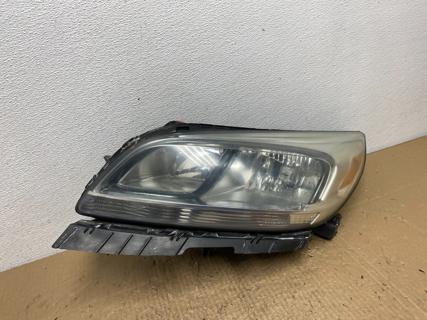 2013 - 2015 Chevrolet Malibu Left Driver LH Halogen Headlight Oem AC4131 DW2