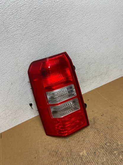 2008 to 2016 Jeep Patriot Left Lh Driver Side Tail Light AE2679 LK2