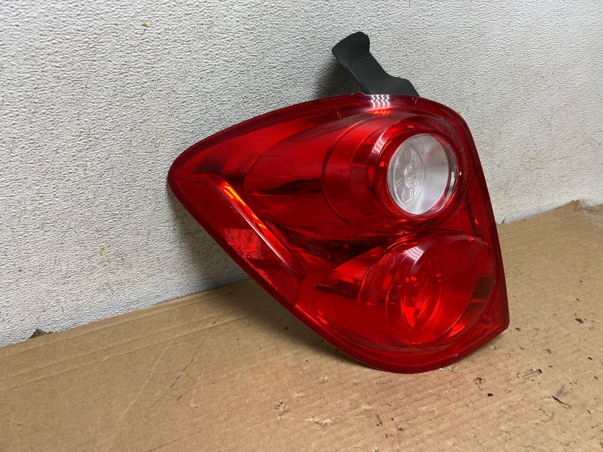 2010 to 2015 Chevrolet Equinox Left Driver Lh Side Tail Light AH8956 LK1