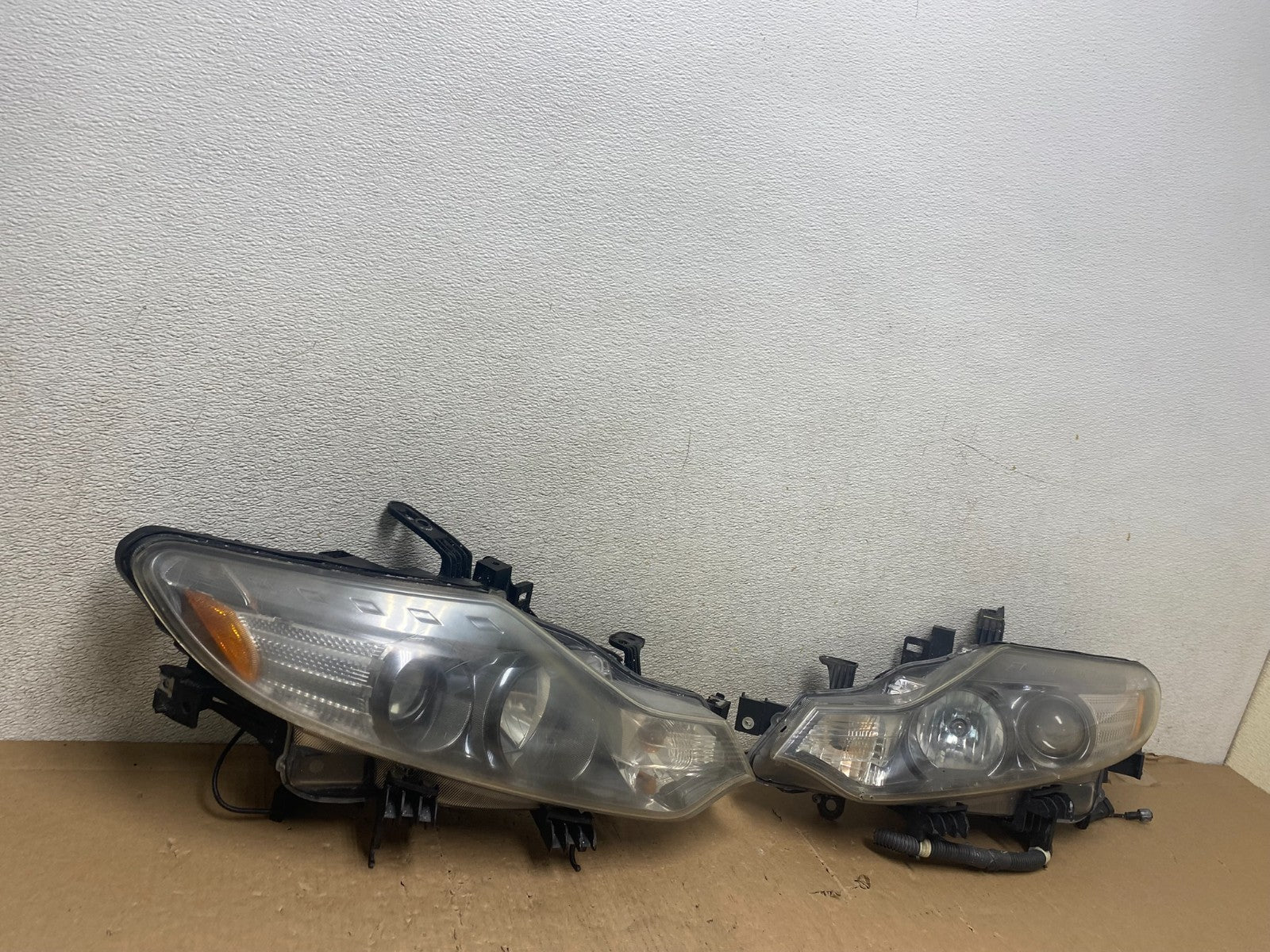 Halogen 2011 2012 2013 2014 Nissan Murano Headlights Left+Right Oem S0740 DW2