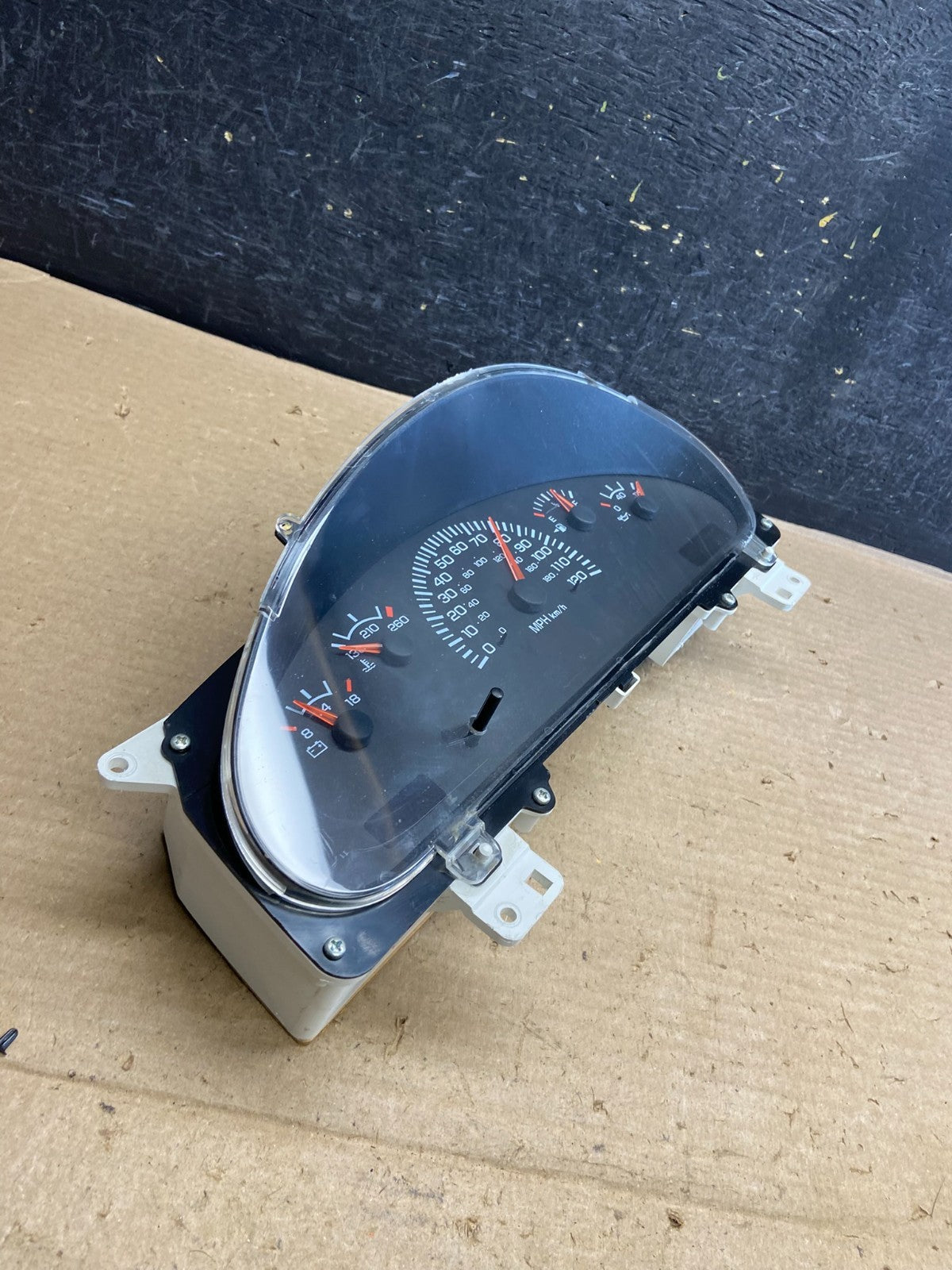 2001 to 2003 Dodge 1500/2500/3500 VAN Speedometer Instrument Cluster AH52782
