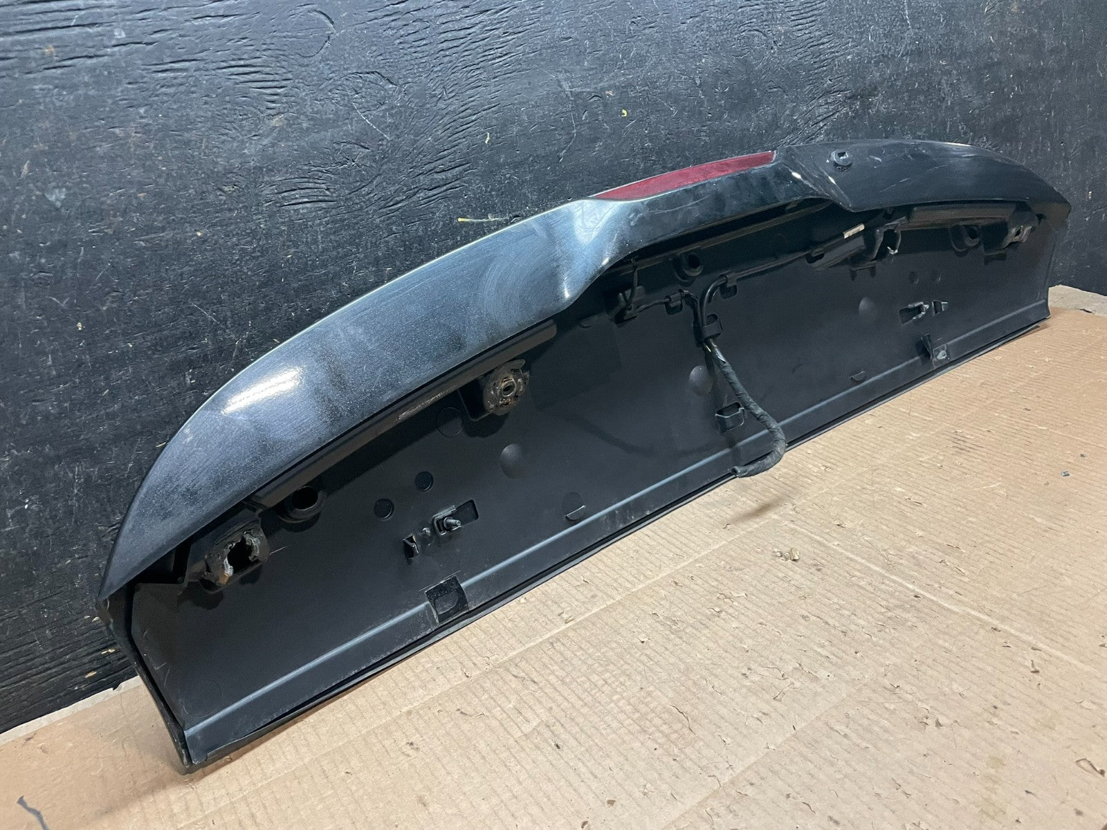 2011 to 2013 Jeep Grand Cherokee Rear Spoiler Wing OEM Y1948 DG9