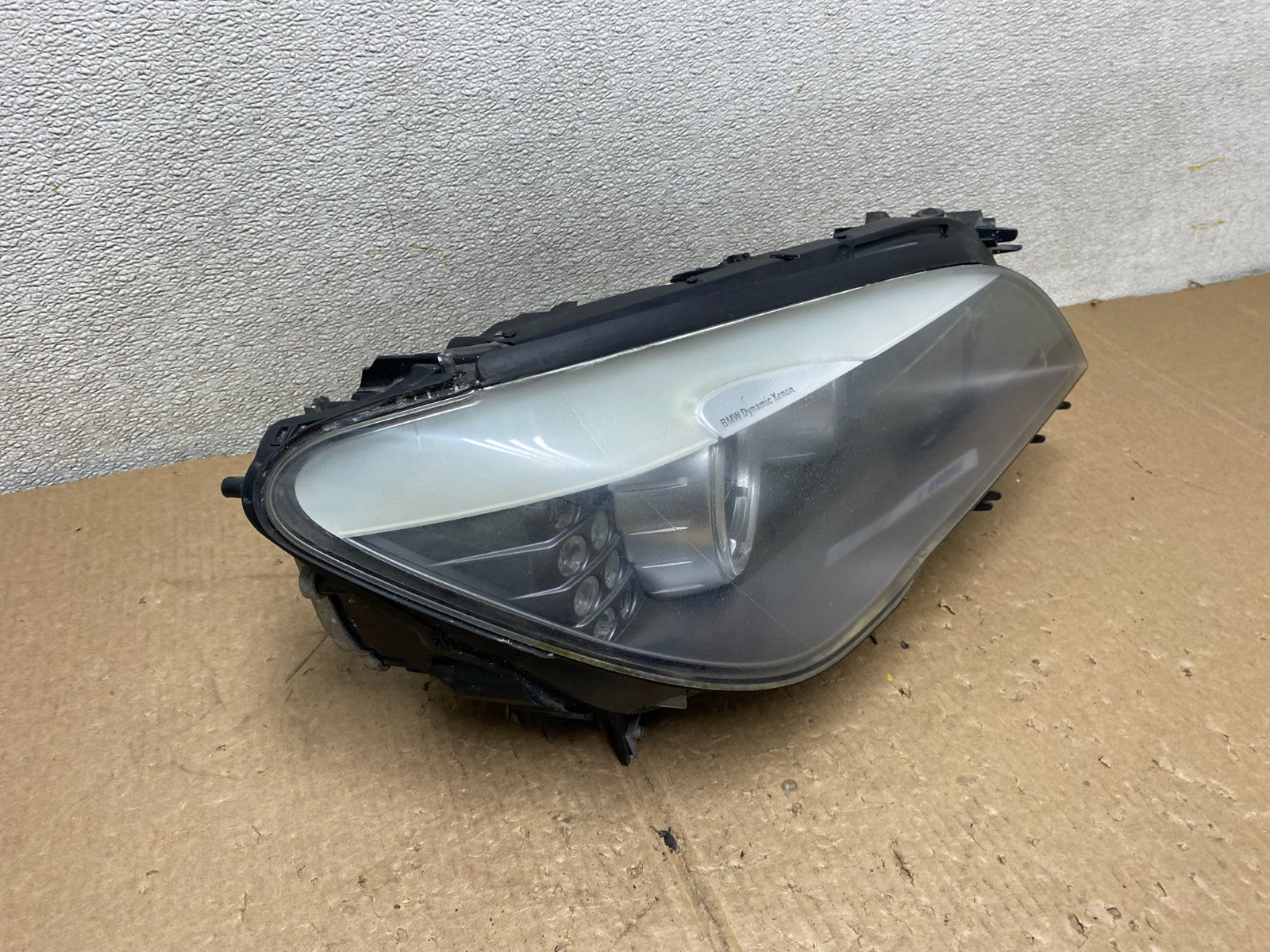 2009-2012 BMW 7-Series 740i 750i Right Passenger Xenon HID Headlight OEM V13412