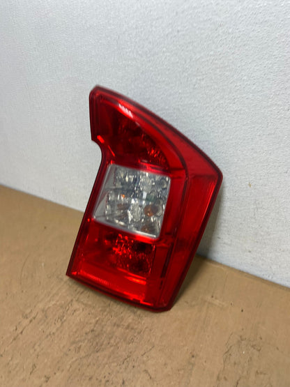 2007 2008 2009 2010 2011 2012 Kia Rondo Right Passenger Tail Light AD0598 LK1