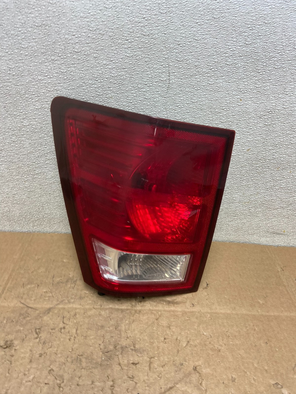 2007 2008 2009 2010 Jeep Grand Cherokee Left Driver Lh Tail Light Oem Z0921 DW0
