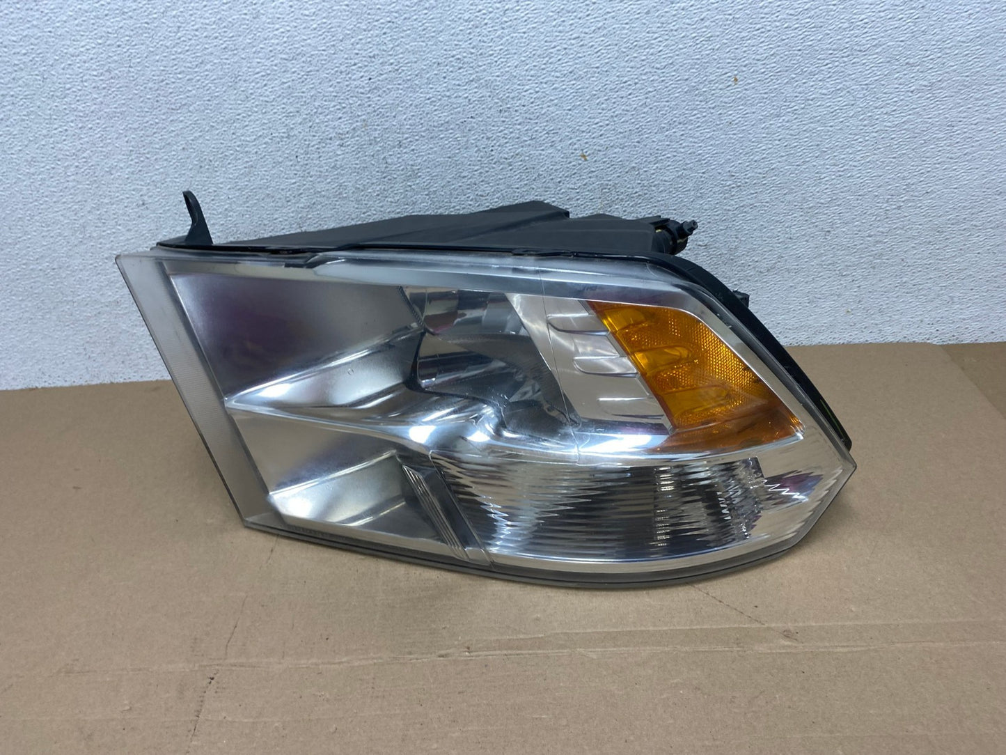 2009 to 2018 Ram 1500 Left Driver LH Side Halogen Headlight AF4366 LK0