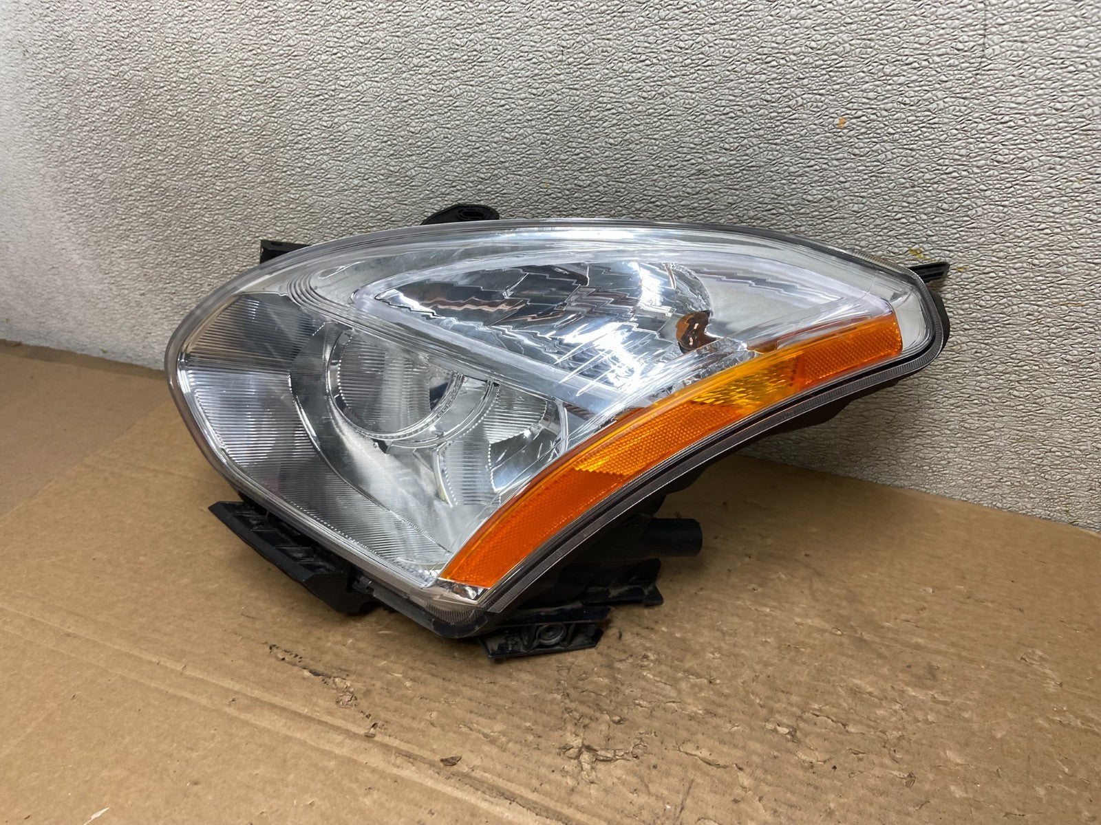 2008 to 2013 Nissan Rogue Left Driver LH Halogen Headlight DEPO AB4864 DW1