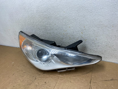 2011 - 2014 Hyundai Sonata Right Passenger Rh Side Headlight Halogen AI8153 DW1
