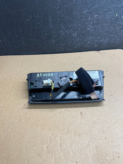2007 - 2011 Bmw E90 E92 320i 328i A/C Heater Climate Control Panel AE4420 DG4