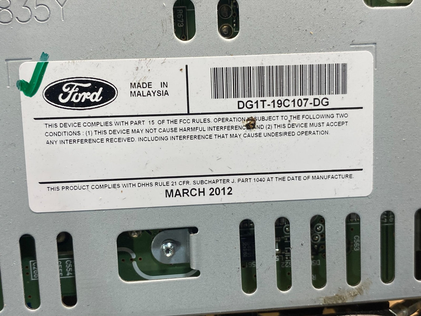 2016 2017 Ford Taurus Radio Stereo CD Player Receiver AM FM Audio AG9512 DG6