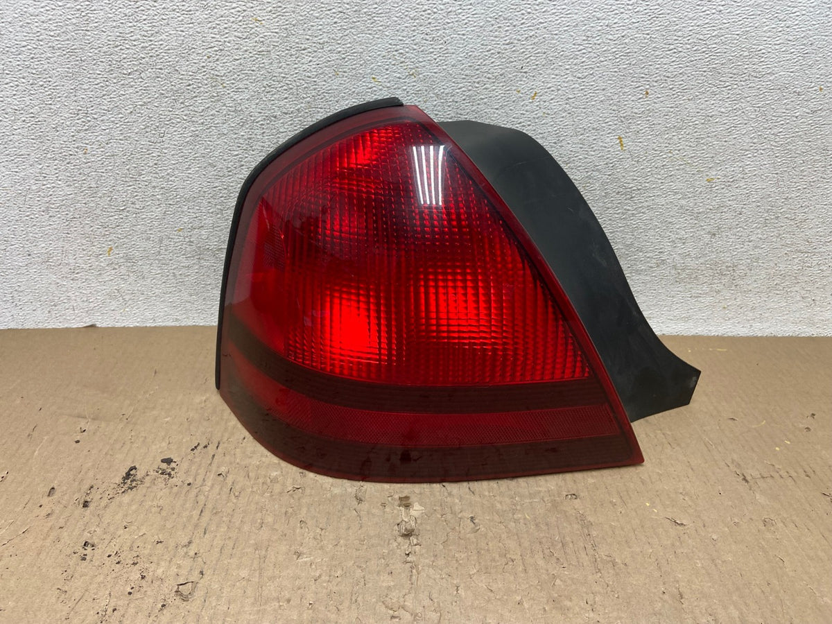 2003-2011 Mercury Grand Marquis Left Driver Lh Side Tail Light AH6025 LK0