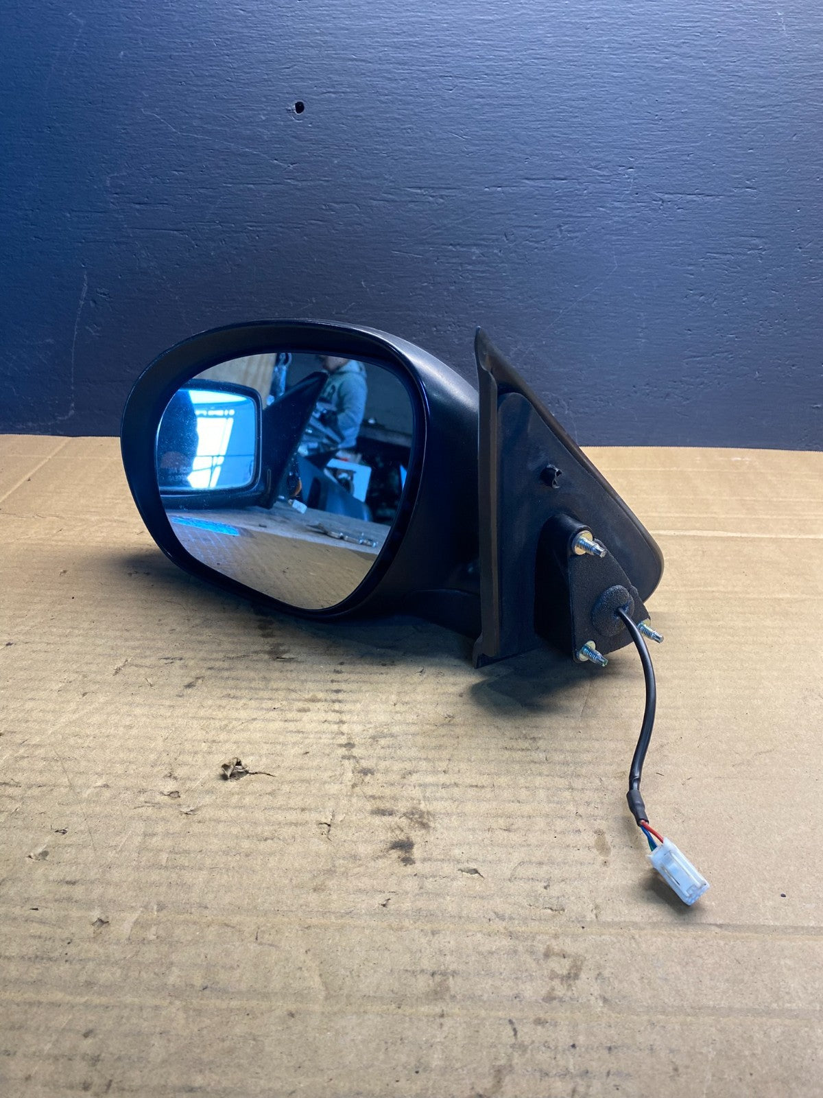 2009 to 2014 Nissan Cube Left Driver LH Side Mirror AB7106 DG11