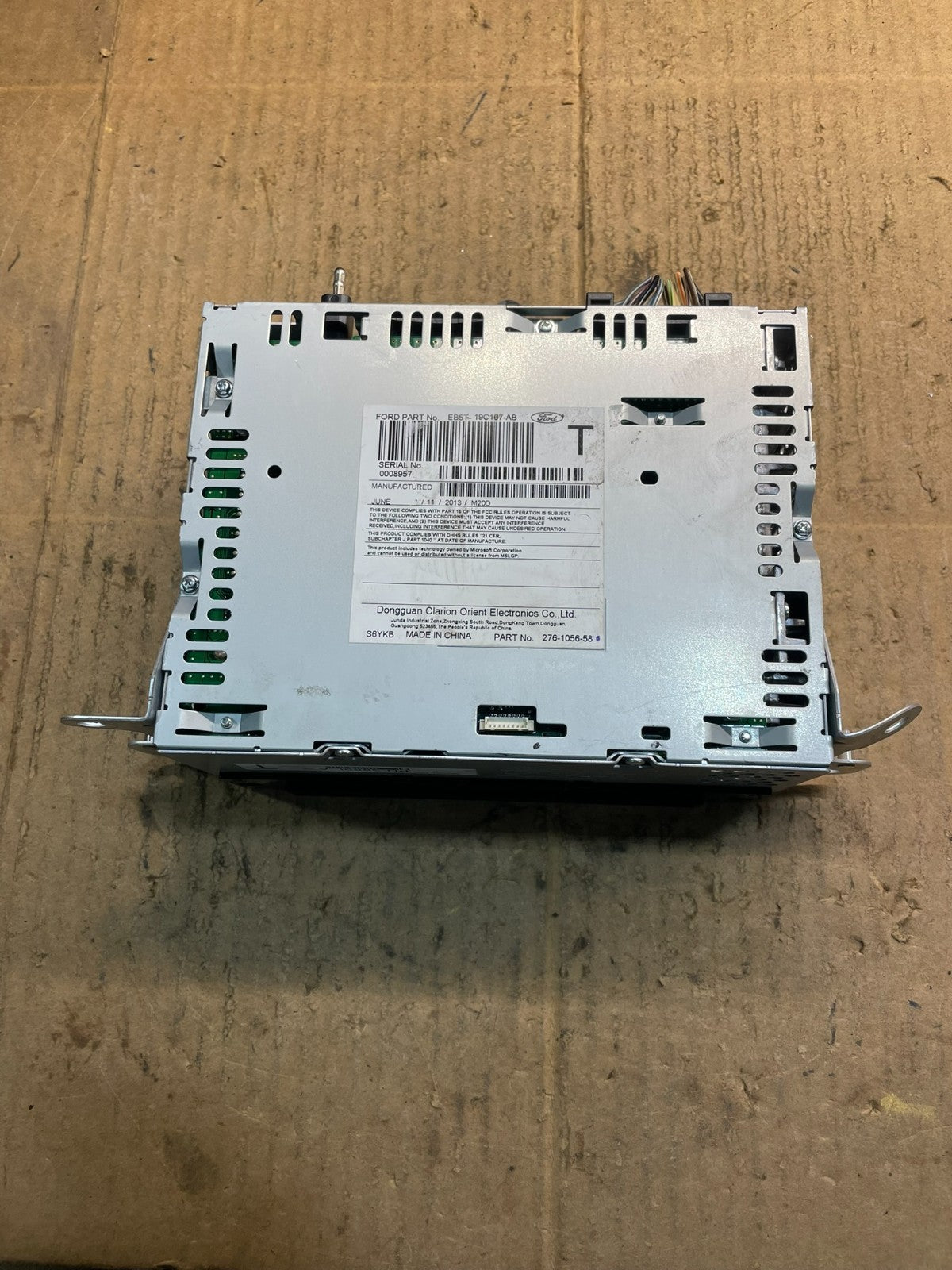 2013 to 2014 Ford Explorer Audio Equipment Radio Receiver AM FM CD y7399 DG3