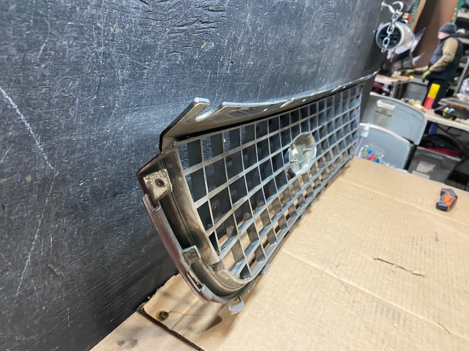 2004 to 2007 Ford Freestar Front Grill Grille 3F23-17K945 H7152 OEM5