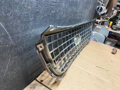 2004 to 2007 Ford Freestar Front Grill Grille 3F23-17K945 H7152 OEM5