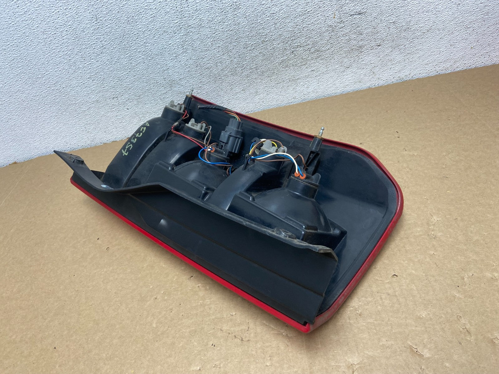 2005 - 2009 Land Rover LR3 Right Passenger Side Tail Light af7357 DG4