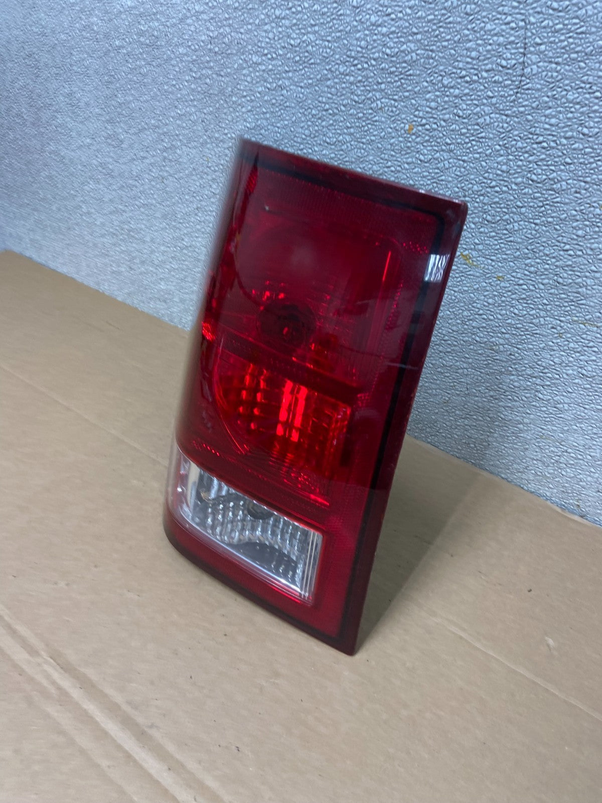 2007 2008 2009 2010 Jeep Grand Cherokee Left Driver Lh Tail Light AB3431 LK1