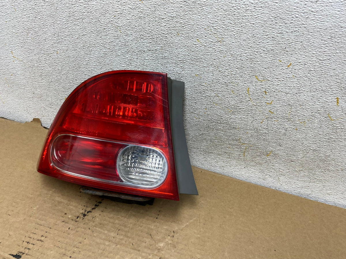 2006 2007 2008 Honda Civic Sedan Left Driver Lh Tail Light AH7979 LK2