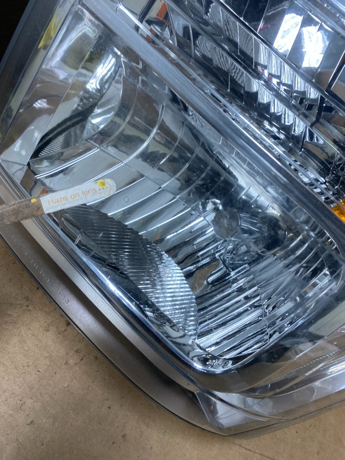 2008-2014 Ford Econoline E150 E250 E350 Left+Right Headlights X4927 DW8