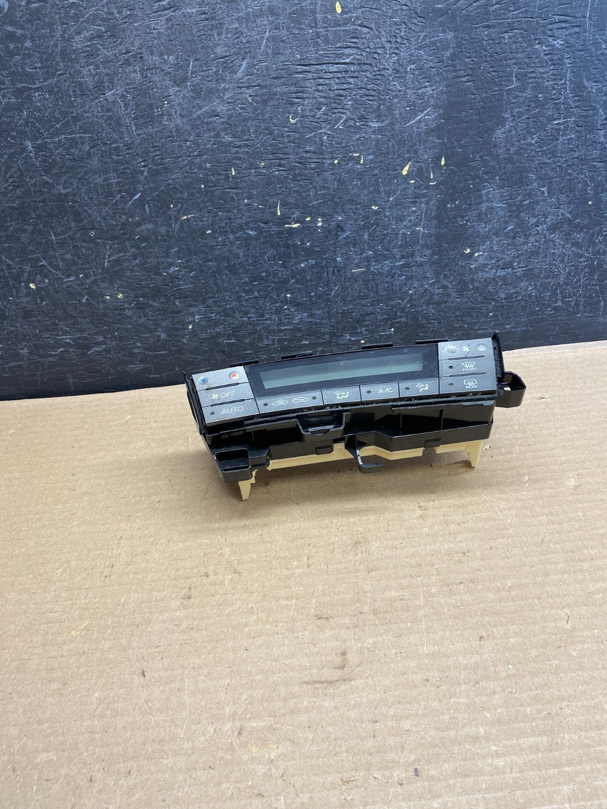 2010 to 2015 Toyota Prius A/C Heater Climate Control Unit Switch AH1491 DG0