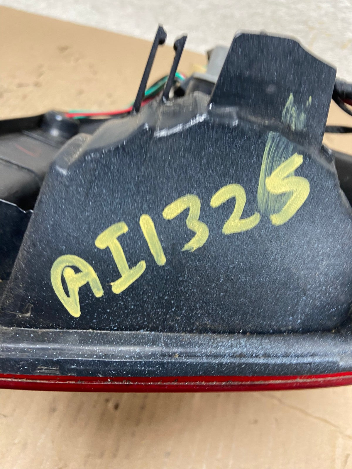 2005 to 2012 Nissan Pathfinder Tail light Left Driver Lh Side AI1325 LK6