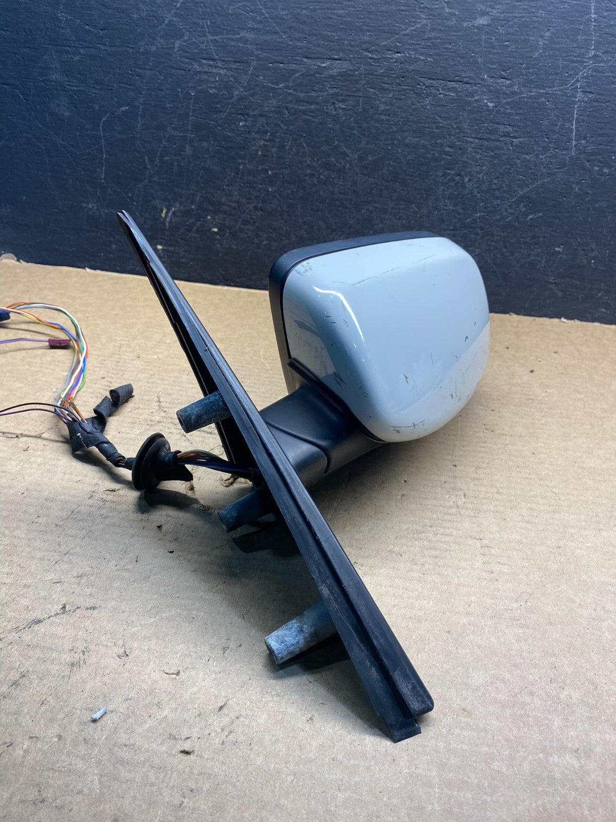 2004 to 2006 BMW 5-Series 525i 530i Left Driver LH Door View Mirror AD9929 DW1