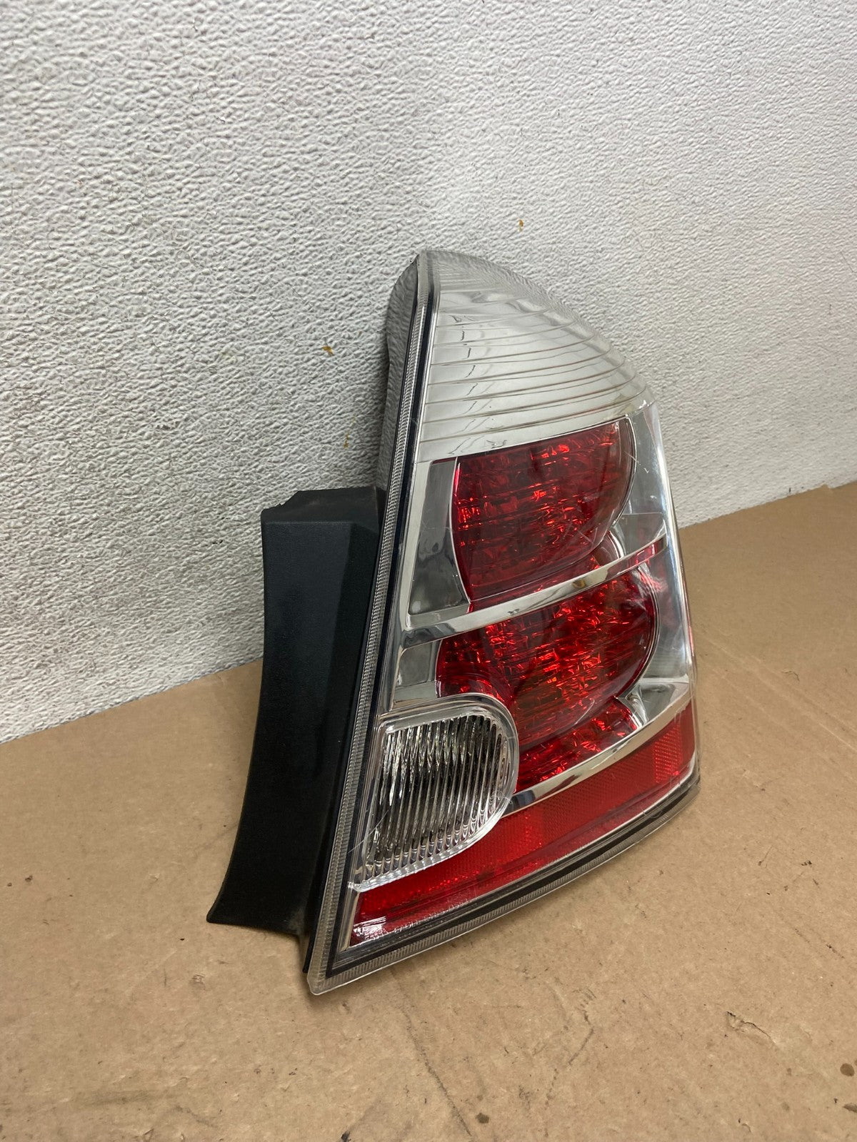 2007 to 2012 Nissan Sentra Right Passenger Rh Side Tail Light AG4719 GD2
