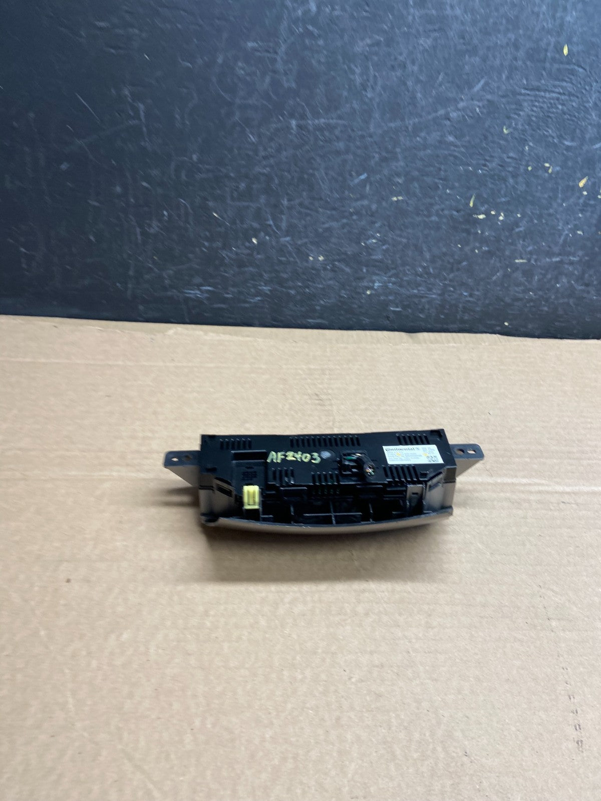 2010 - 2014 Subaru Outback Legacy A/C Heater Climate Control Unit AF2403 DG4