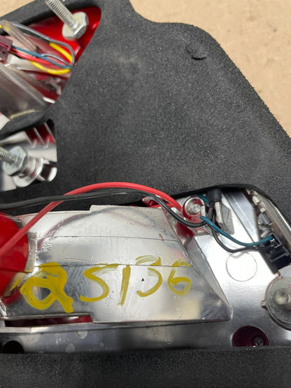 2009 - 2012 Bmw 7-Series F01 F02 750i Right Passenger Inner Tail Light Q5136 DW8