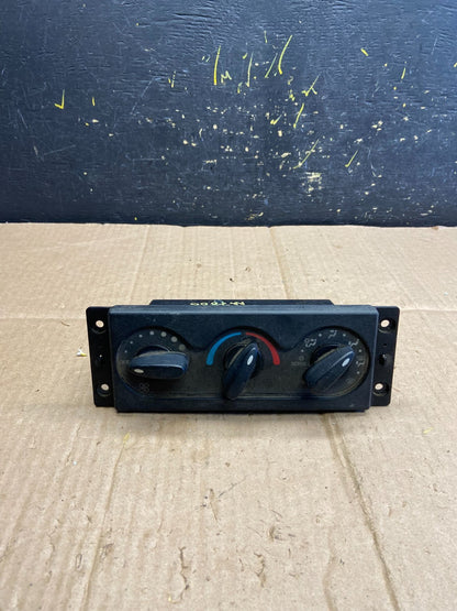 2008-2012 International WorkStar 7300 Climate Control Heater Panel  AA7888 DG0
