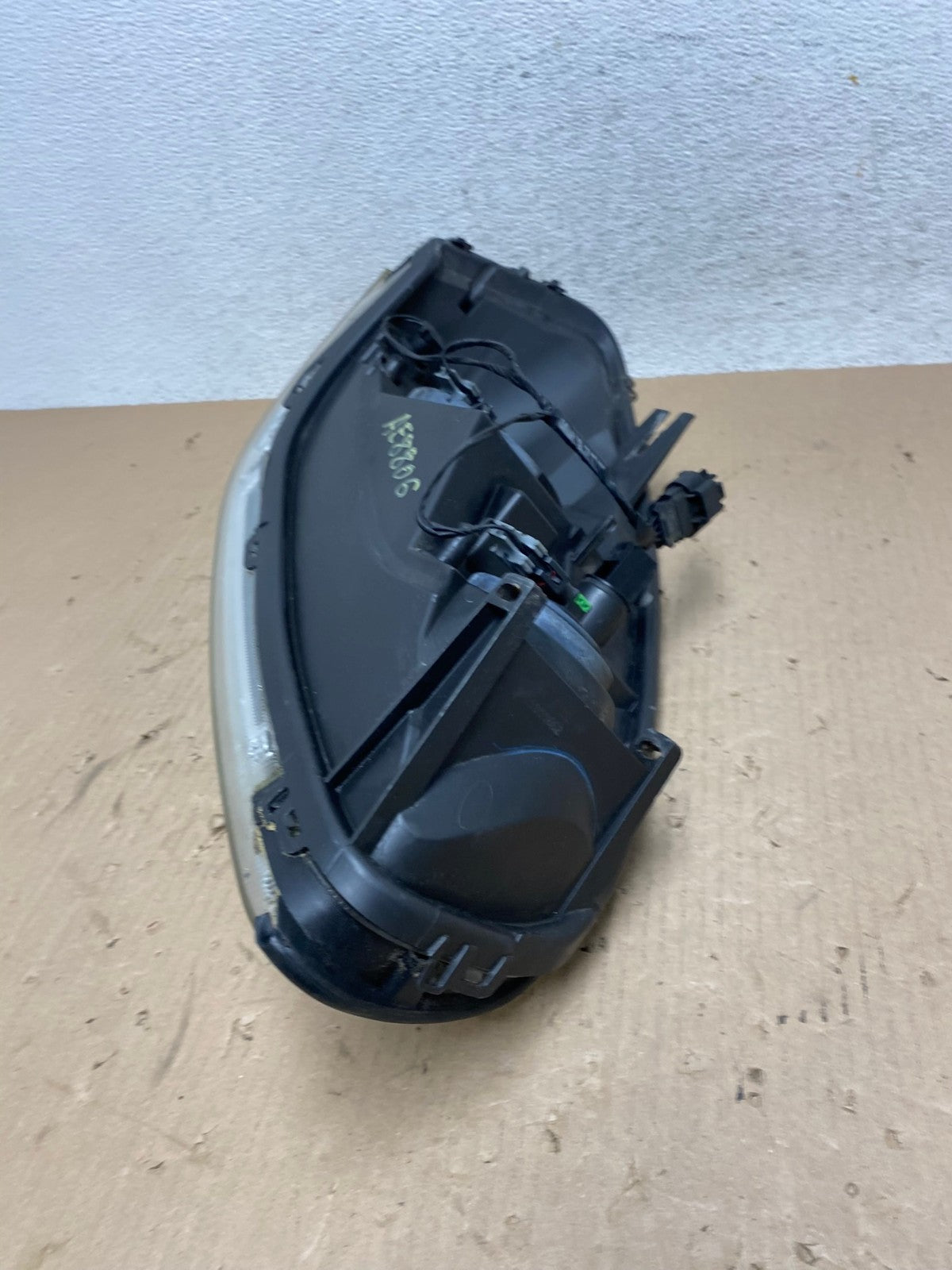 2005 - 2009 Pontiac Montana / Uplander Left Driver LH Headlight AE8806 LK5