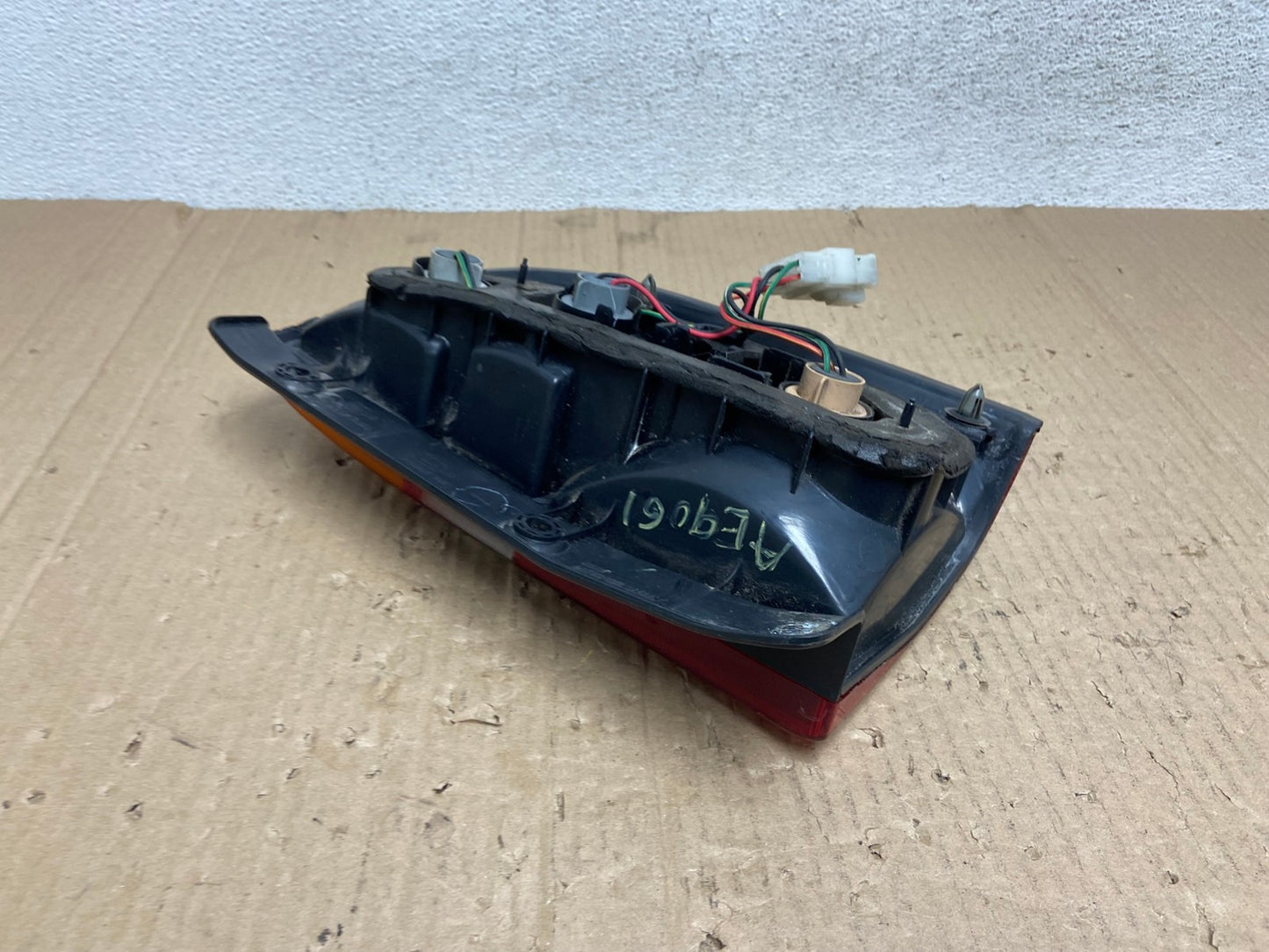 1999 to 2003 Suzuki XL-7 Vitara Left Driver LH Side Tail Light AE9061 LK4