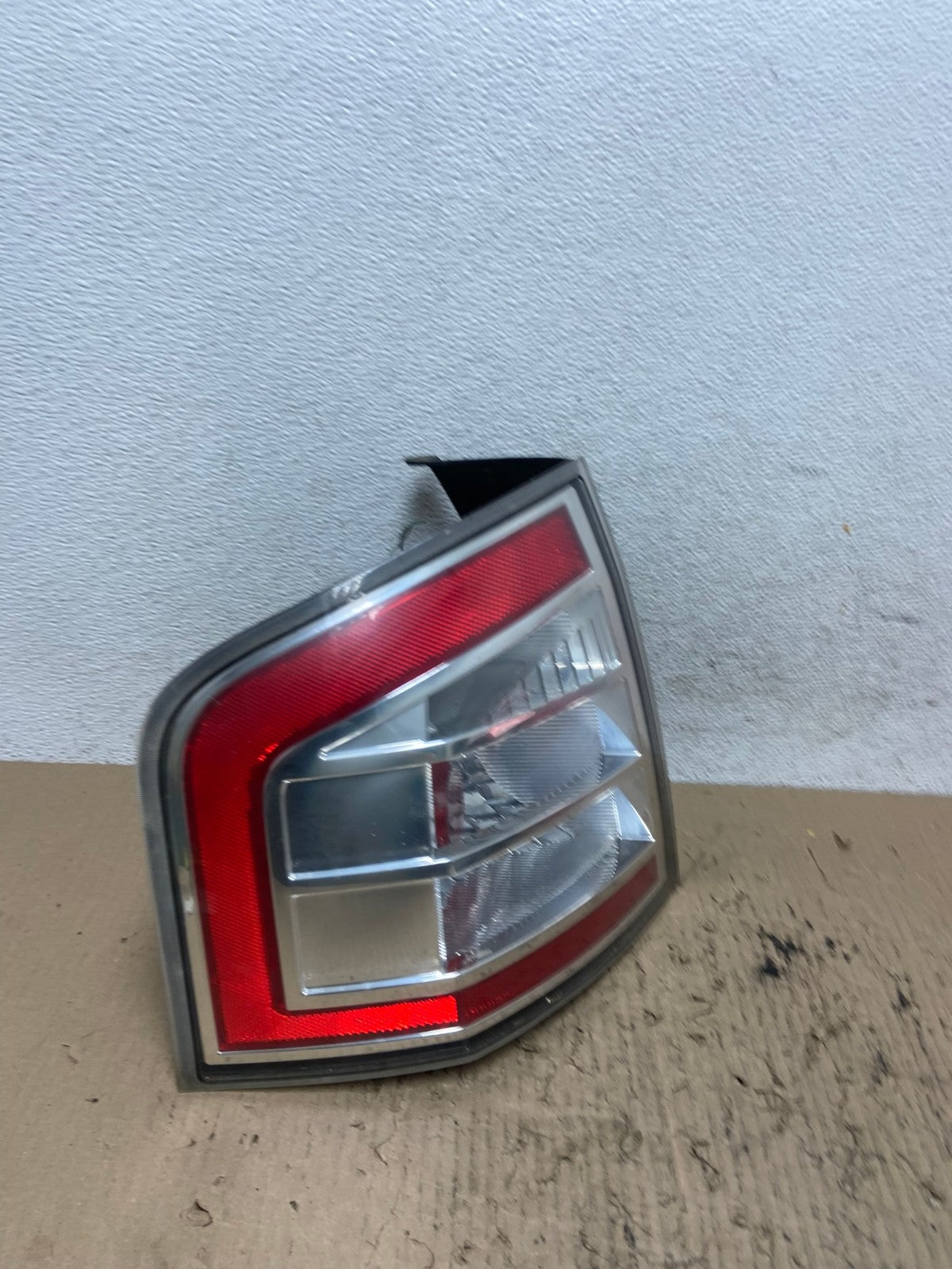 2007 to 2010 Ford Edge Tail light Left Driver Side AF7240 LK2