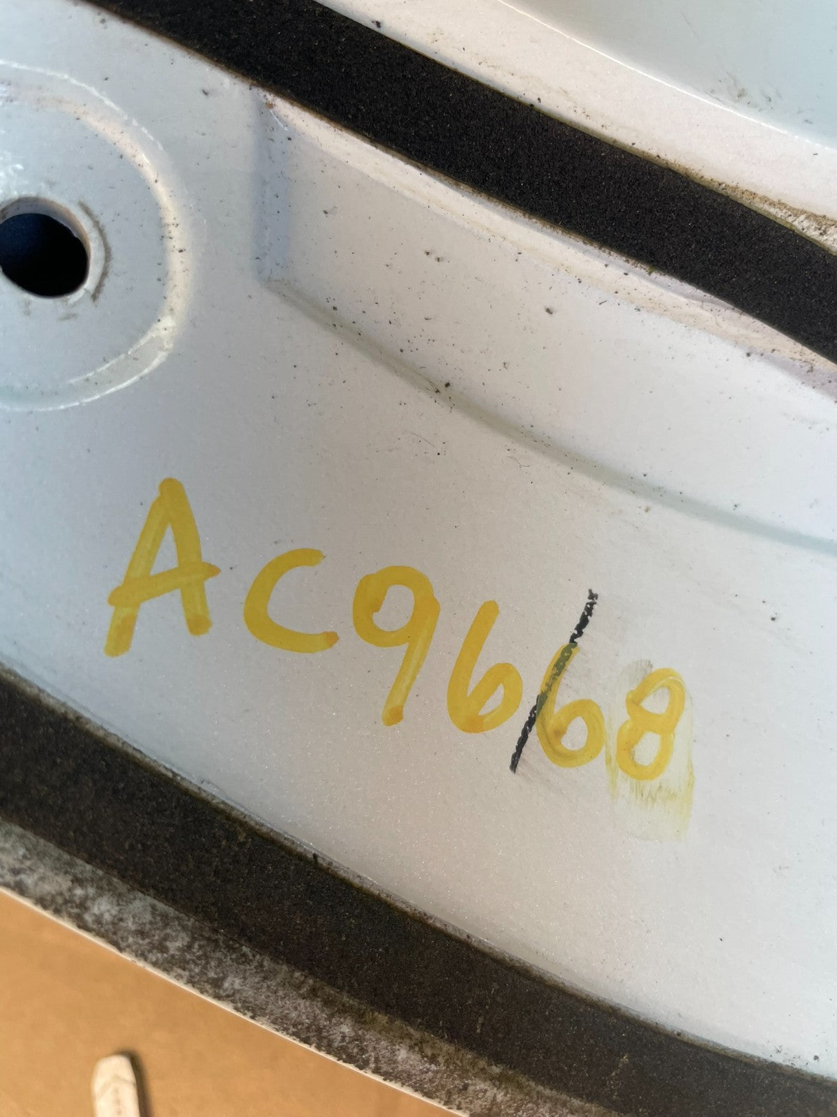 2002 to 2007 Suzuki Aerio Rear Trunk Spoiler Wing ac9668 DG6