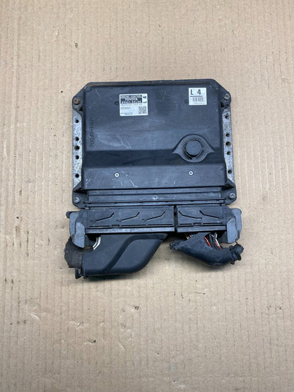 2009 2010 Toyota Matrix Engine Control Computer ECU PCM AJ0183 DG0