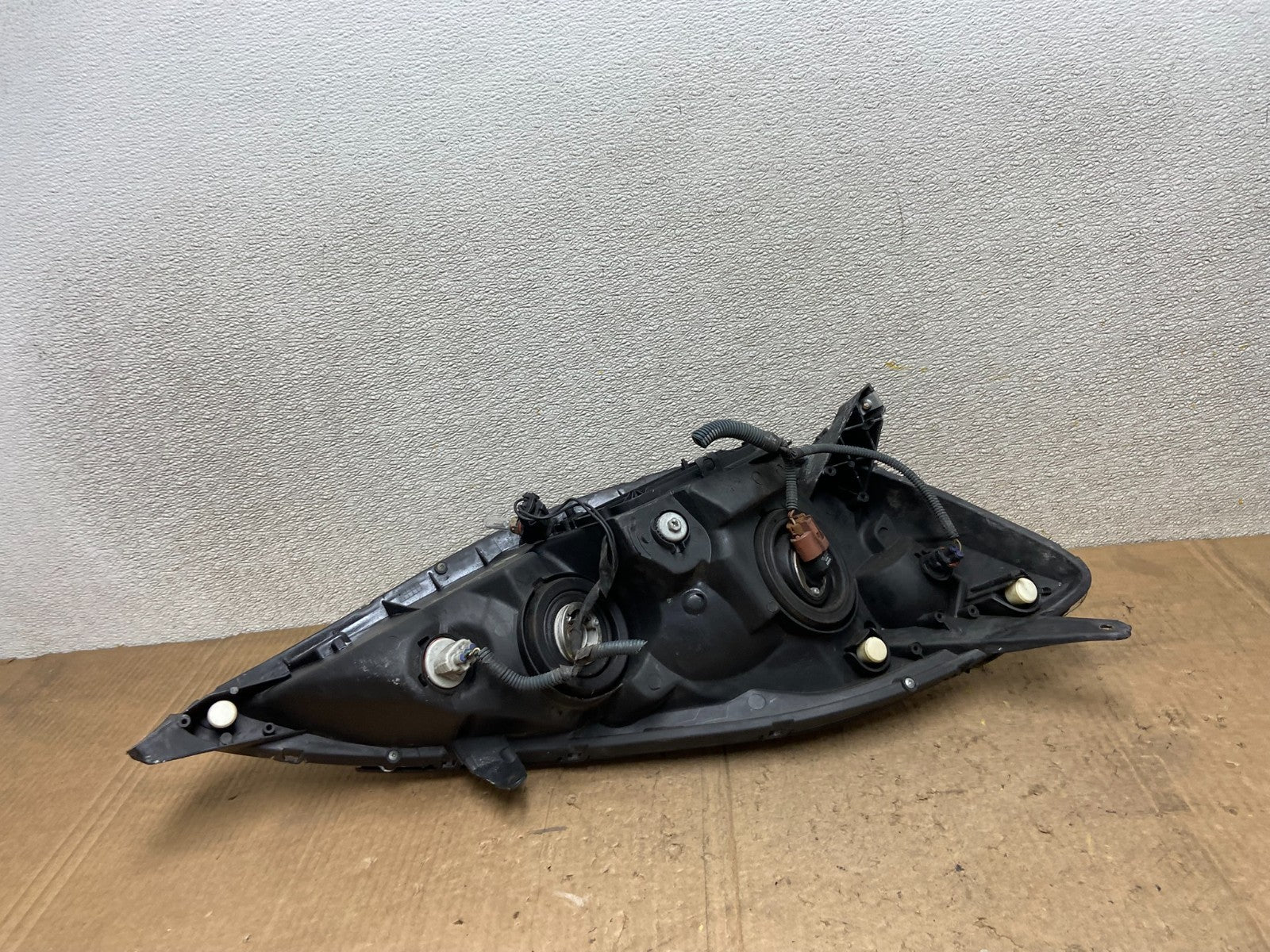 2006 to 2010 Toyota Sienna Left Driver Lh Side Headlight Halogen AA6977 DW5