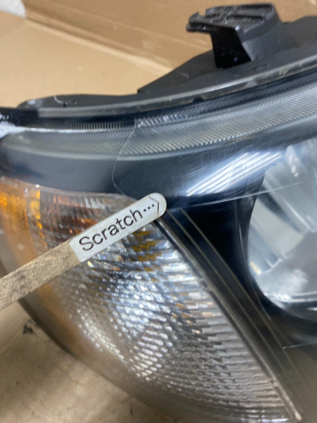 2004-2005 Land Rover Freelander Right Passenger Rh Halogen Headlight O2568 DW7
