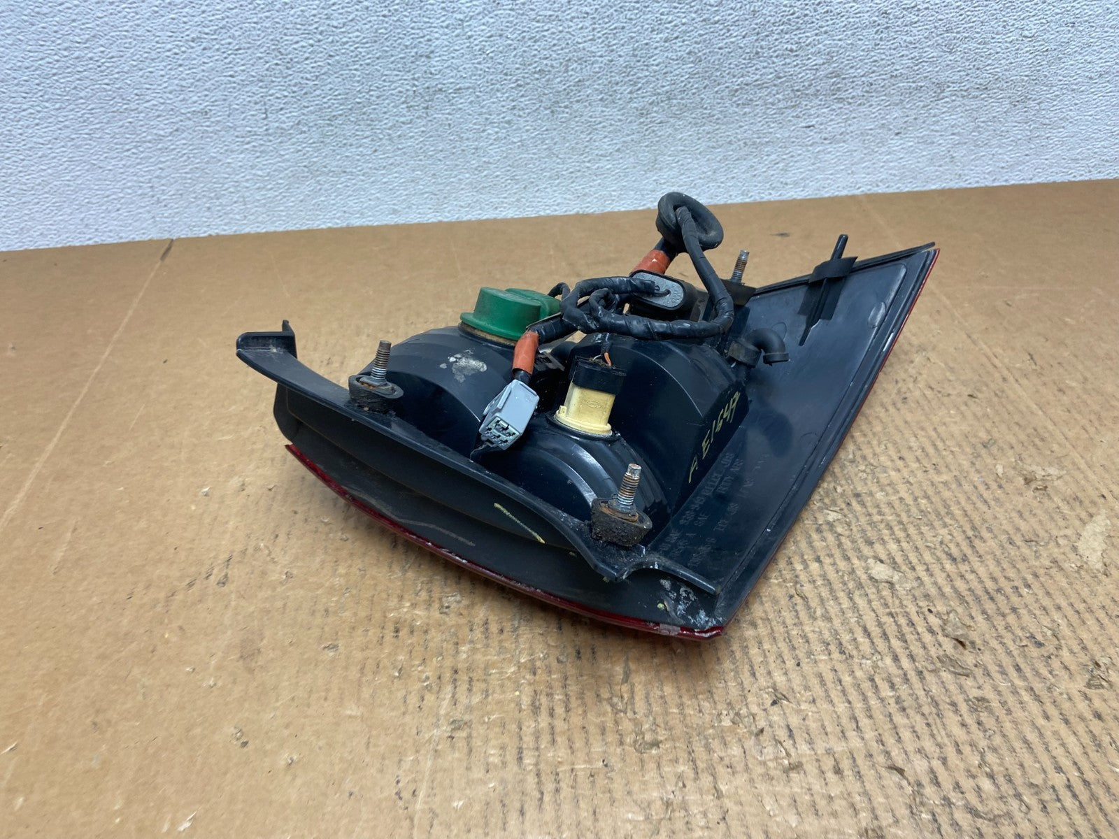 2000 2001 2002 Lincoln Ls Left Driver LH Side Tail Light AE1647 DW4
