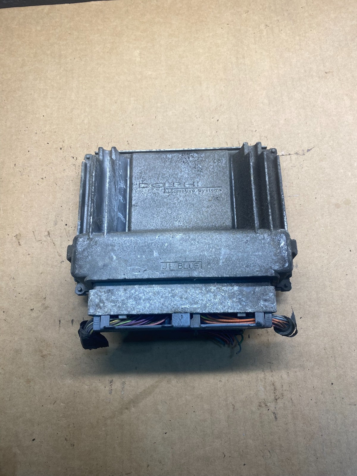 2003-2006 Chevrolet Tahoe Silverado Engine Control Unit Module ECM ECU AH7176 DW1