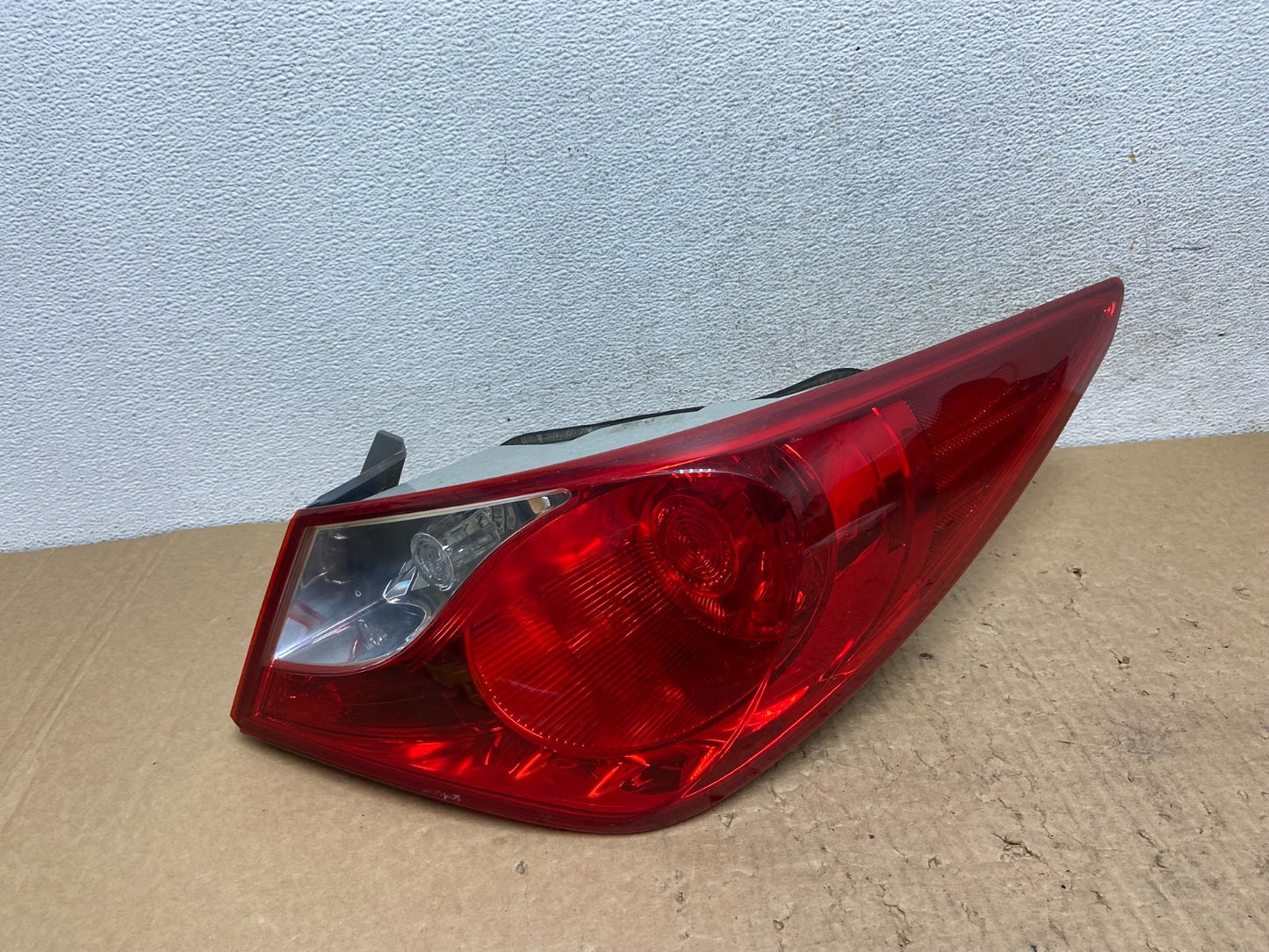 2011 2012 2013 Hyundai Sonata Right Passenger RH Tail Light AF8076 DW0