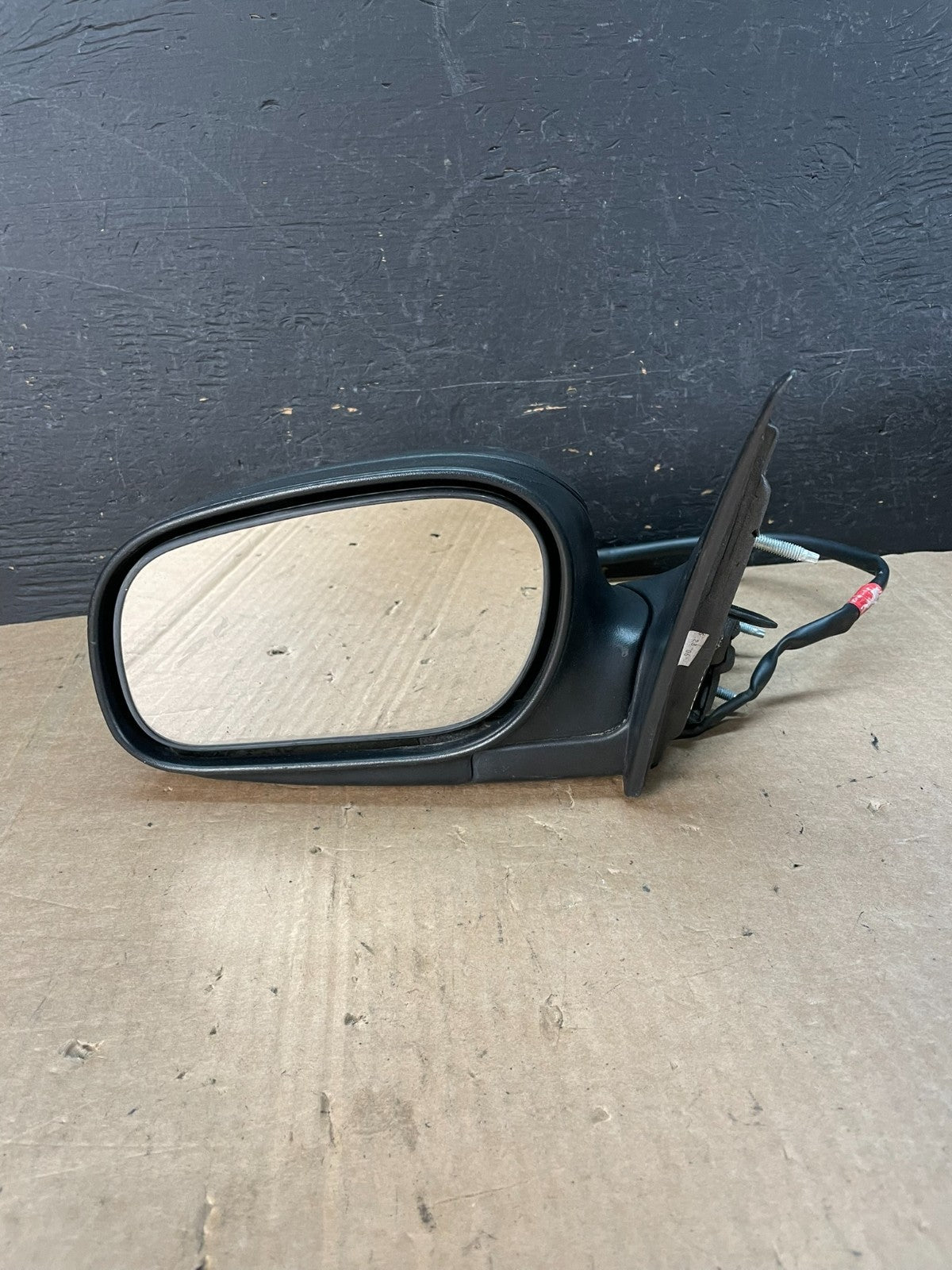 2003 - 2011 Ford Crown Victoria Left Driver LH View Door Mirror AE8535 DW9