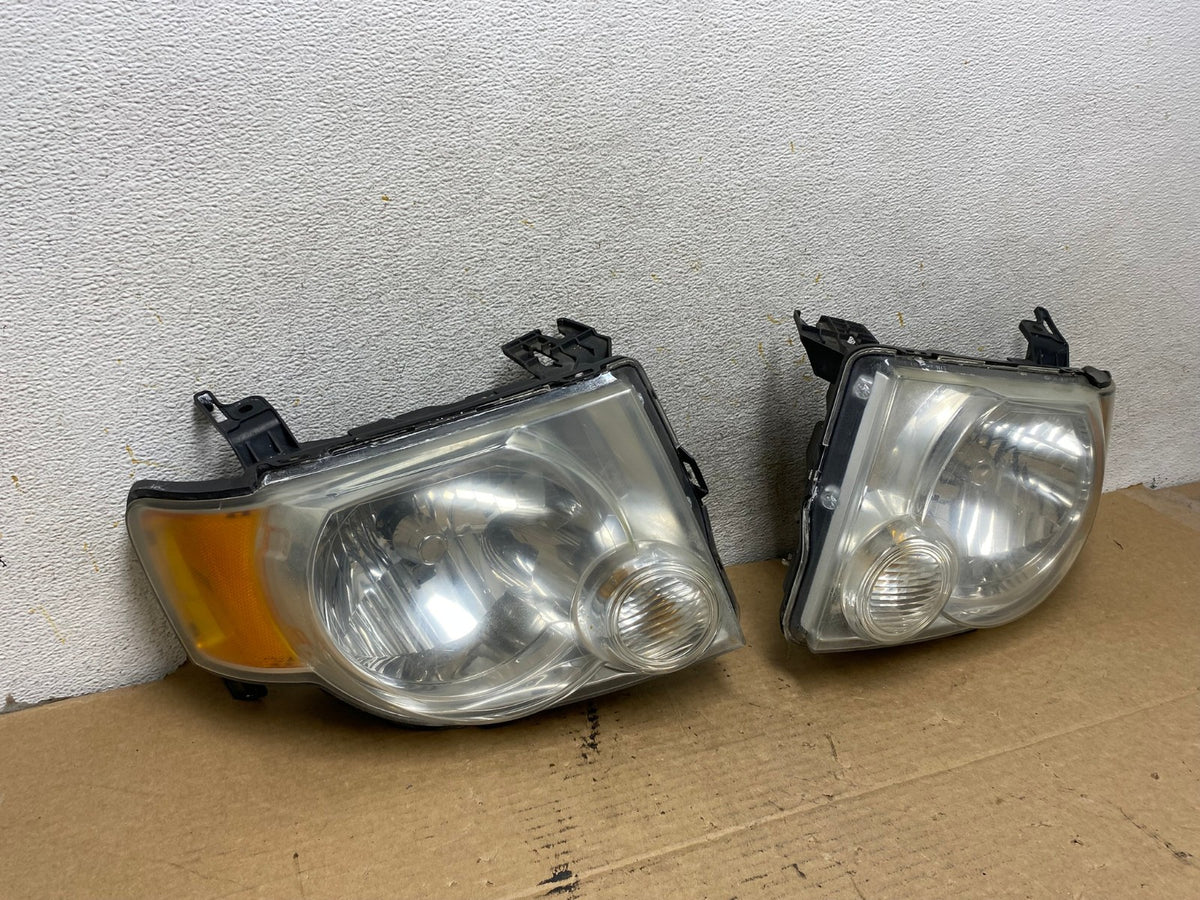 2008 to 2012 Ford Escape Headlights Left+Right Side Set Halogen AH8021 LK1