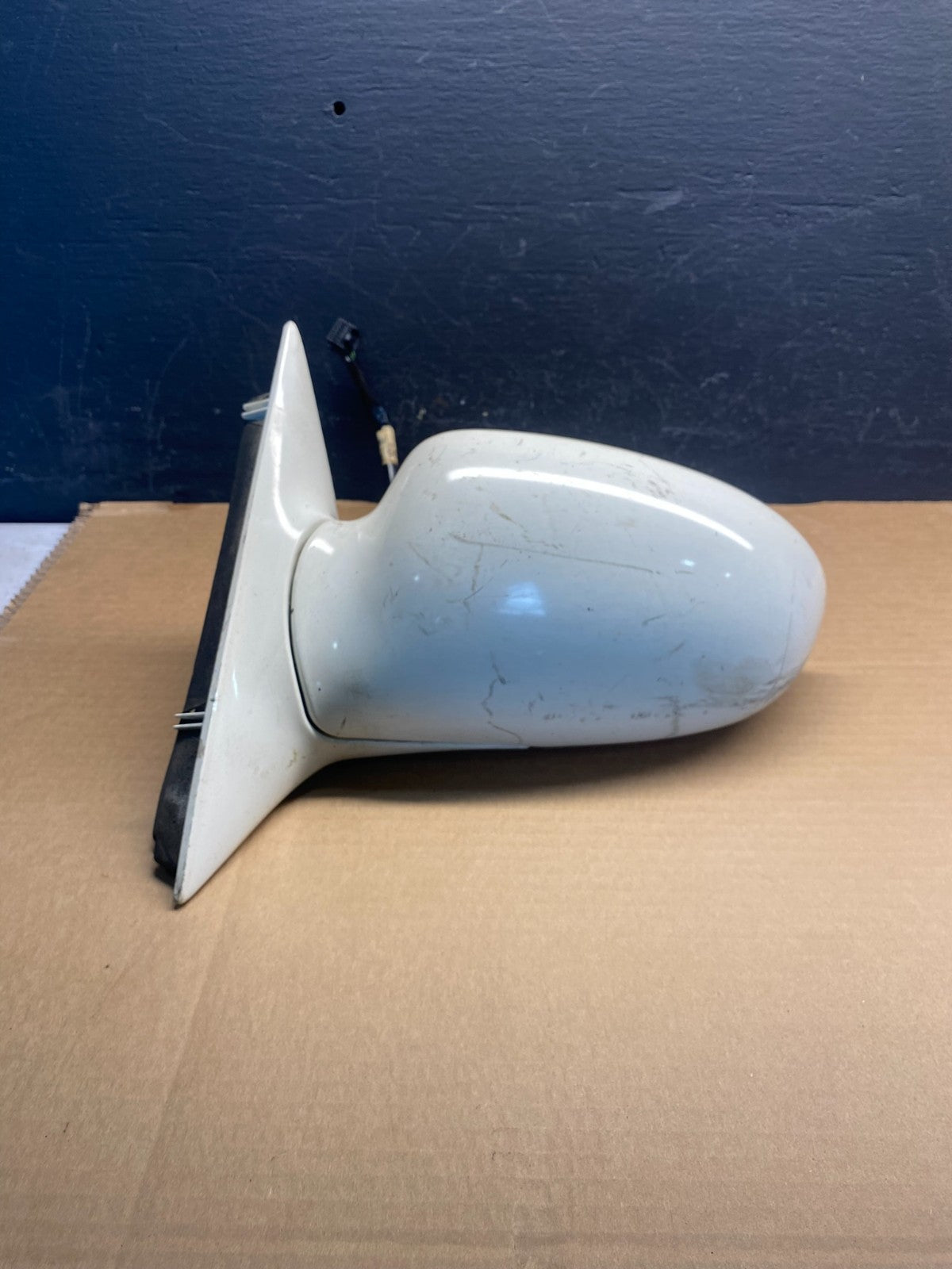 2000 to 2005 Buick LeSabre Left Driver LH Side Door View Mirror AC8000 DG0