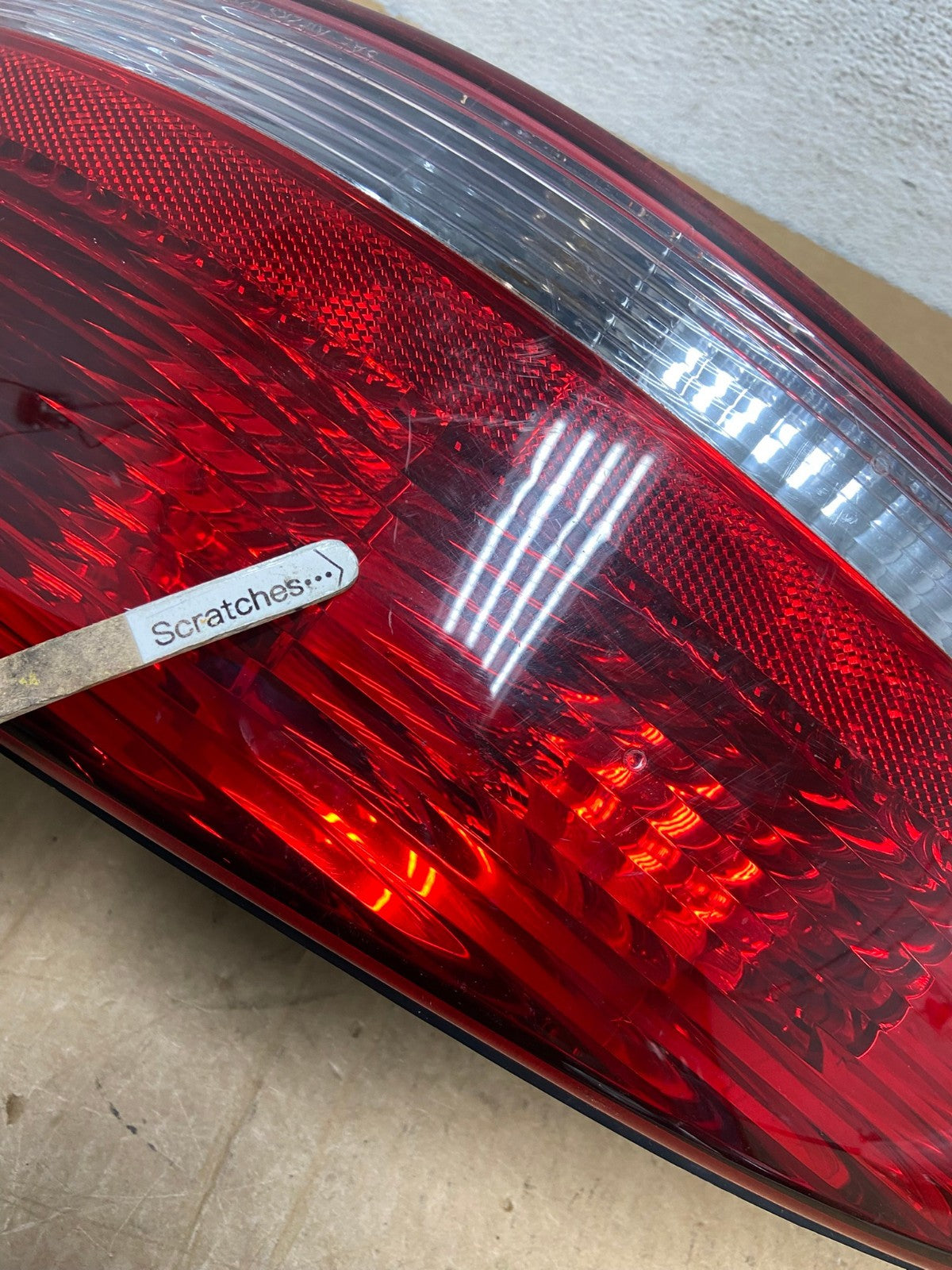 2001-2006 Chrysler Sebring Convertible Left Driver LH Tail Light AD6161 LK3