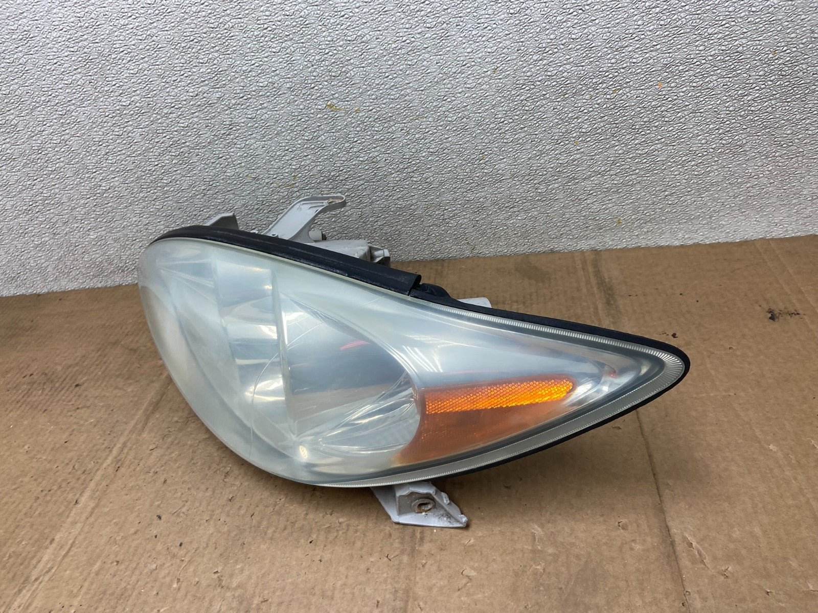 2002 2003 2004 Toyota Camry Left Driver Lh Side Halogen Headlight AA6308 DW1
