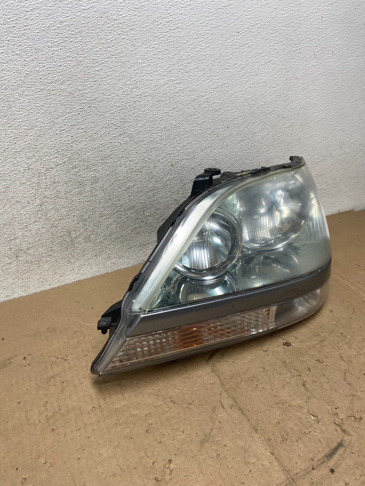 2001 2002 2003 Lexus RX300 Left Driver Headlight Halogen AG5388 DW1