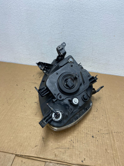 2002 to 2004 Honda Crv Cr-v Left Driver Halogen Headlight AC8329 DW7