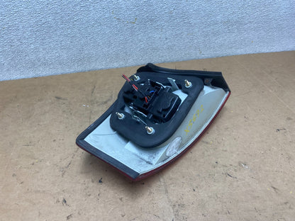 2002 2003 2004 Audi A6 Sedan Right Passenger RH Side Tail Light Oem X5672 DW4